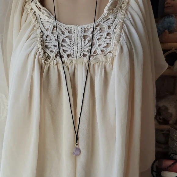 🛍️BUNDLE ONLY ITEM🛍️ Extra long Raw amethyst necklace - Picture 2 of 5